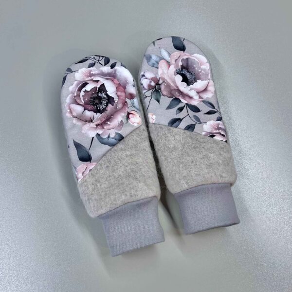 Meriinovillase voodriga villased käpikud