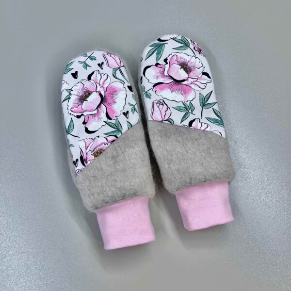 Meriinovillase voodriga villased käpikud