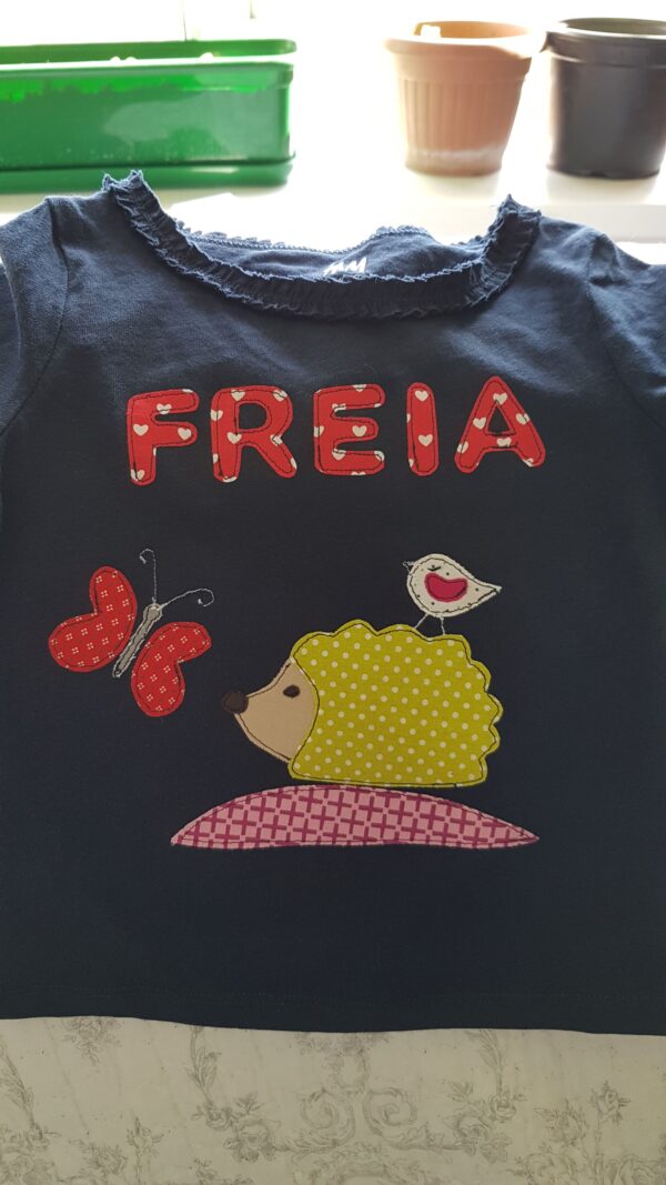 Individuaalse kujundusega laste särk