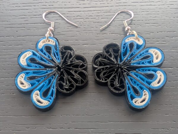 Vabariigi aastapäeva kõrvarõngad