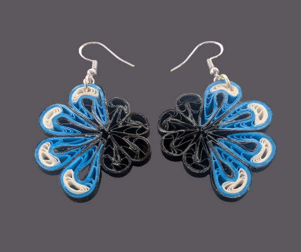 Vabariigi aastapäeva kõrvarõngad