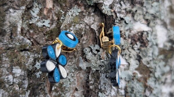 Sini-must-valged kõrvarõngad Sini-must-valged kõrvarõngad